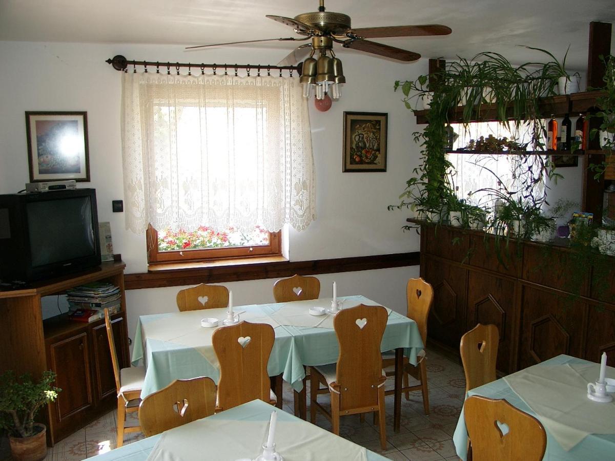 Balatongyörök Eifert Haz B&B 외부 사진